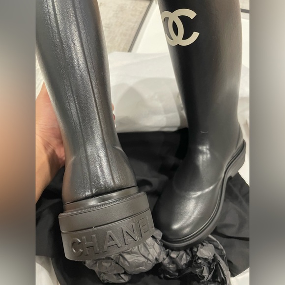 Chanel Brand New Rain boots - Picture 4 of 8